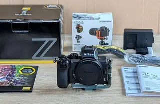 Nikon Z50 Kamera Body OVP neu - mit Zubehörpaket