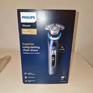 Philips i9000 Prestige Men's 3-Head Rotary Facial Shaver Wet & Dry USB Blue