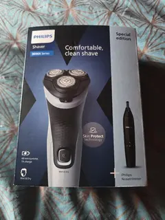 Philips Series 3000X Electric Shaver Wet & Dry With Nose Trimmer !!Sealed!!
