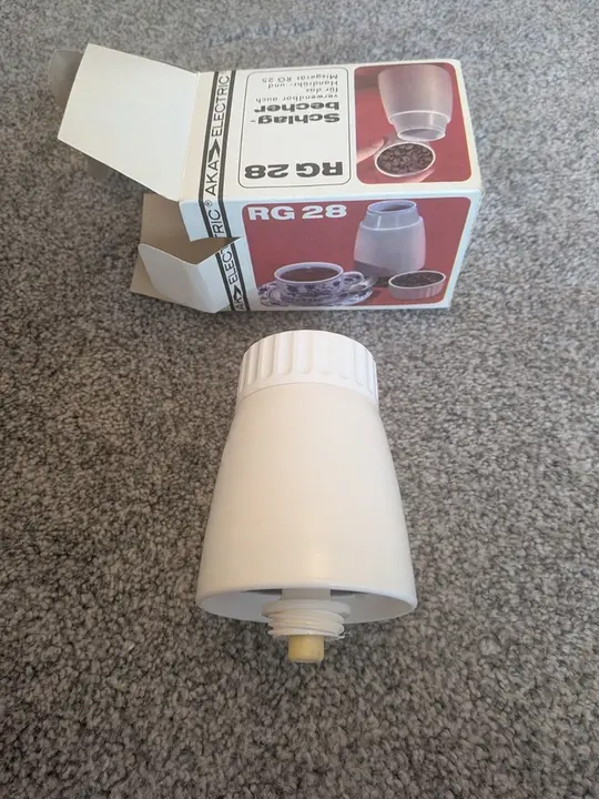 AKA Elektrische RG28 Küche Kaffeemühle Vintage Retro NEU UND UNBENUTZT