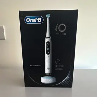 Oral-B iO Series 10 Electric Toothbrush White Rechargeable Bluetooth Timer
