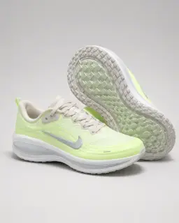 Nike Vomero Plus Run Shoes