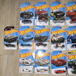 Hot wheels cars bulk lot 49 cars of various types on long & short cards.