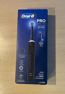 Oral-B Pro Vitality Electric Toothbrush Black NEW & SEALED