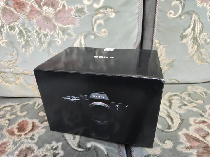 Sony Alpha A7 IV 33MP Mirrorless Digital Camera -Body Only -ILCE-7M4 1YR WTY